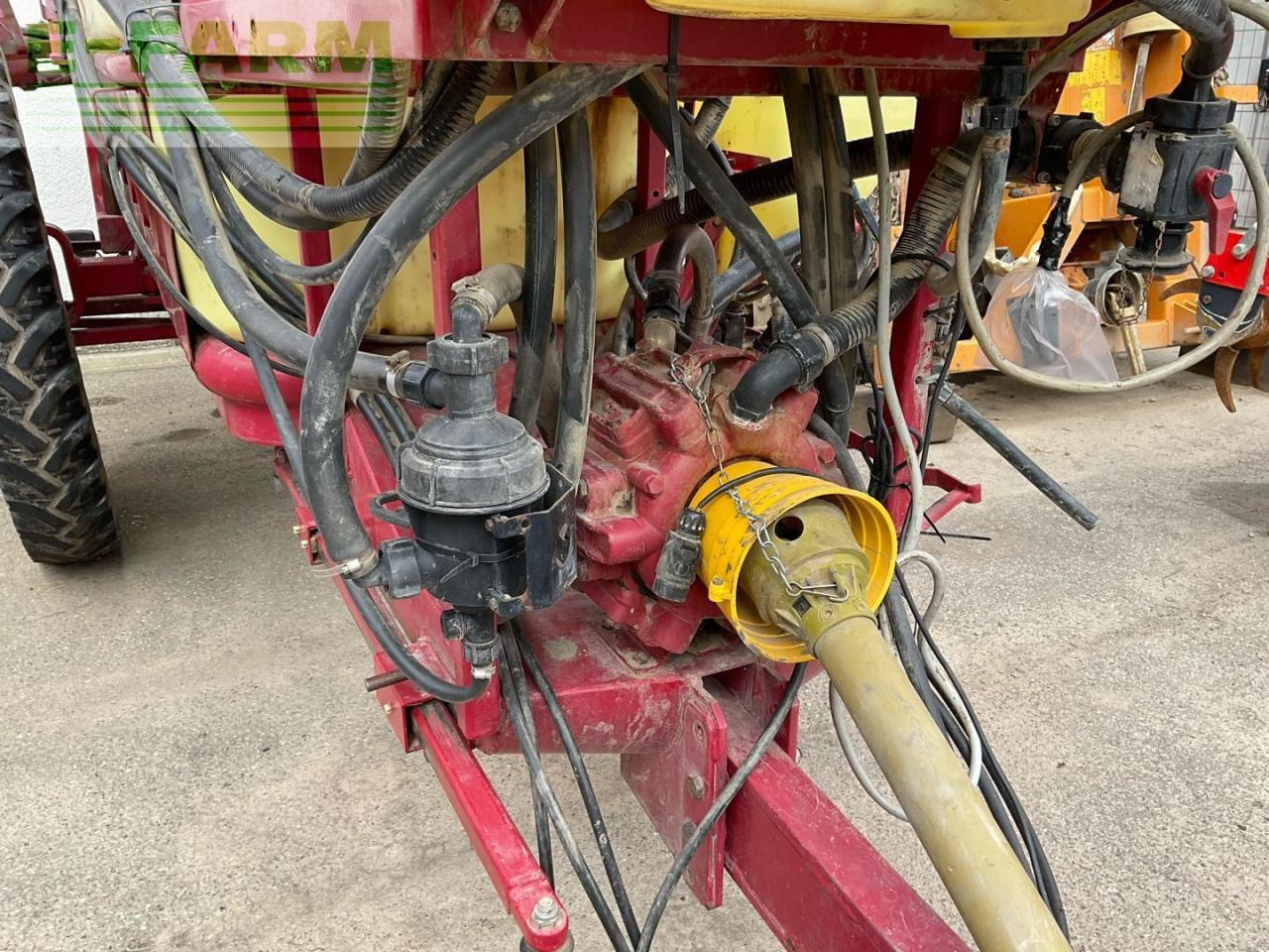 Hardi Commander - Pulverizador arrastrado: foto 3 Hardi Commander - Pulverizador arrastrado: foto 3