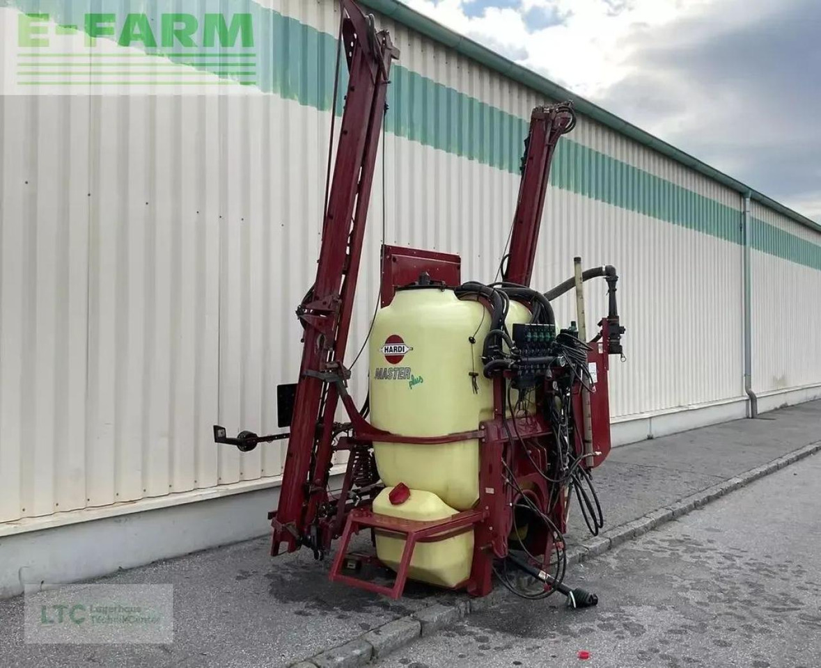 Hardi Master 1200 - Pulverizador arrastrado: foto 4 Hardi Master 1200 - Pulverizador arrastrado: foto 4