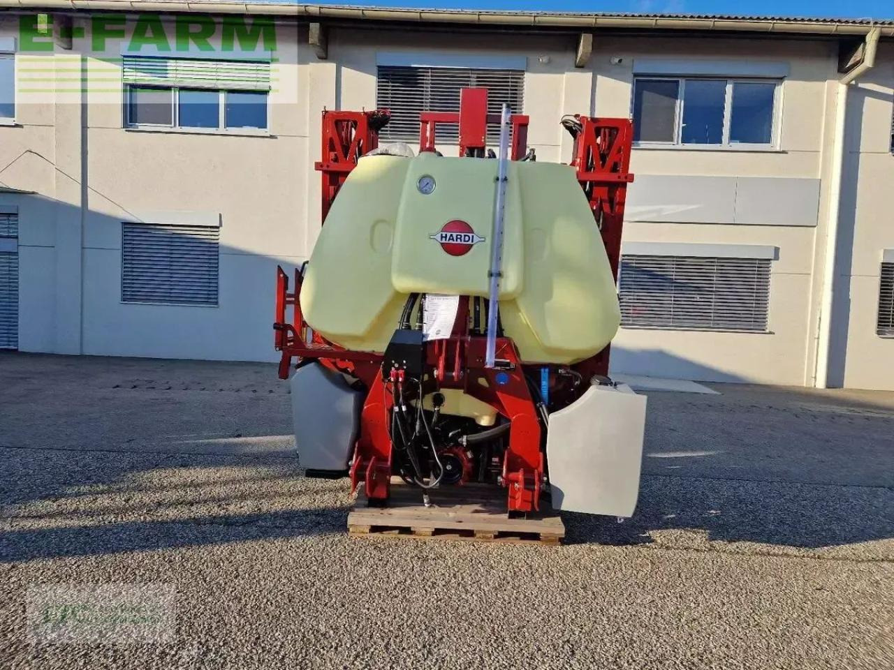 Hardi mega 12 - Pulverizador arrastrado: foto 5 Hardi mega 12 - Pulverizador arrastrado: foto 5