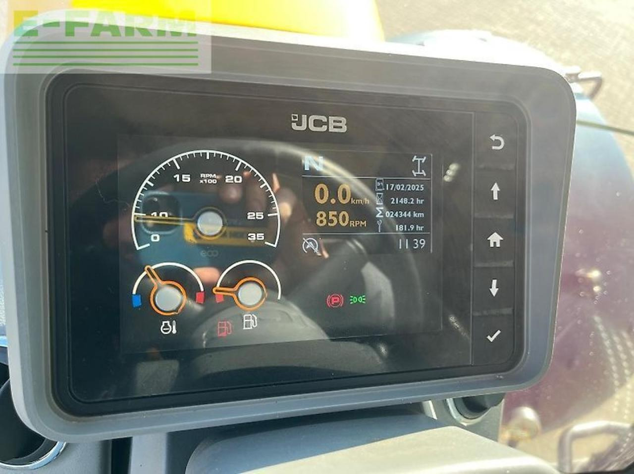 Tractor JCB 4220 fastrac: foto 8