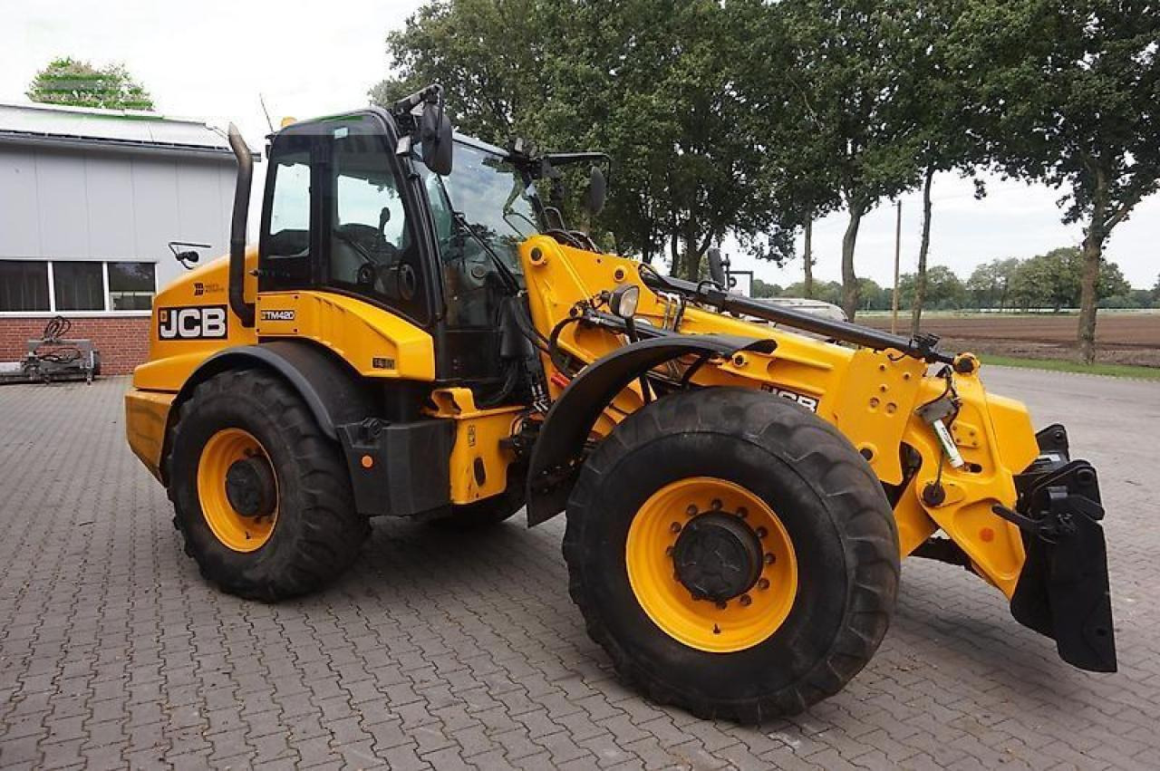 JCB jcb tm 420 teleskopradlader - Miniexcavadora: foto 2 JCB jcb tm 420 teleskopradlader - Miniexcavadora: foto 2