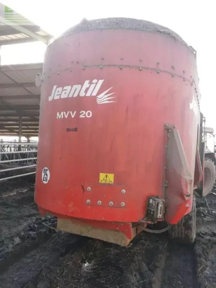 Jeantil mvv20 - Maquinaria ganadera: foto 4 Jeantil mvv20 - Maquinaria ganadera: foto 4