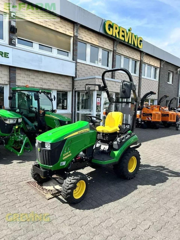 John Deere 1026r rops ind - Tractor: foto 1 John Deere 1026r rops ind - Tractor: foto 1