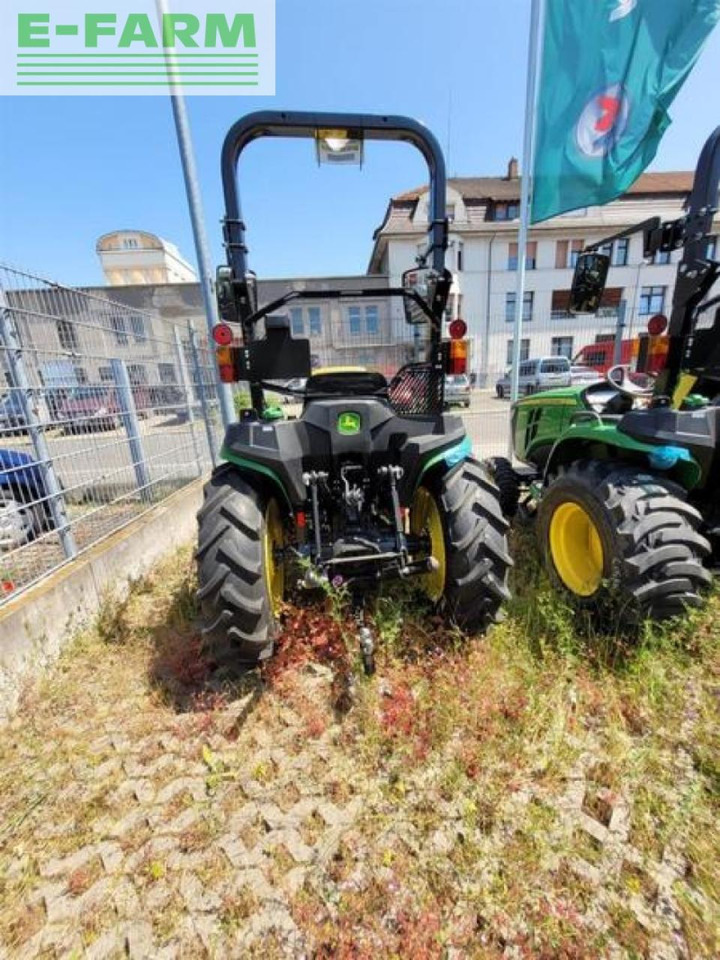 John Deere 3025e industrie (3038e) - Tractor: foto 2 John Deere 3025e industrie (3038e) - Tractor: foto 2