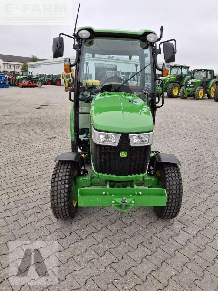 John Deere 3046r - Tractor: foto 2 John Deere 3046r - Tractor: foto 2