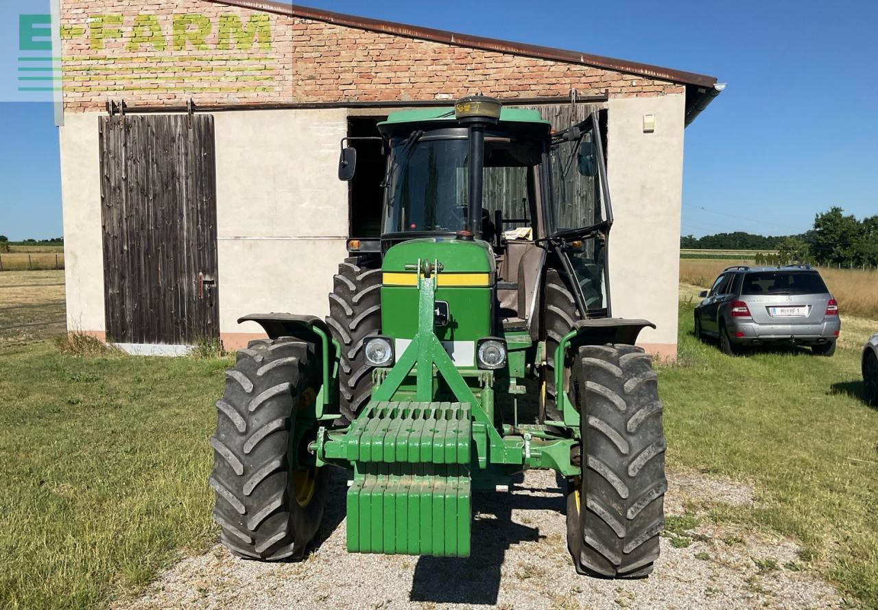 John Deere 3350 - Tractor: foto 3 John Deere 3350 - Tractor: foto 3