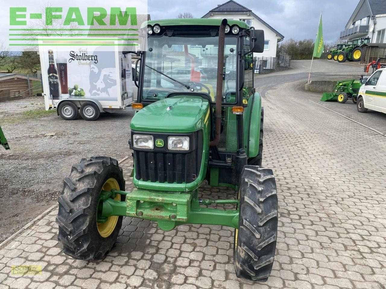 Tractor John Deere 5055e: foto 6