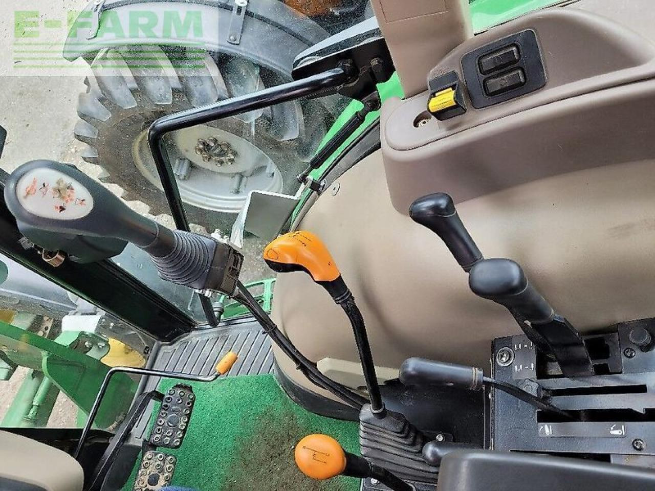 John Deere 5075 e - Tractor: foto 5 John Deere 5075 e - Tractor: foto 5