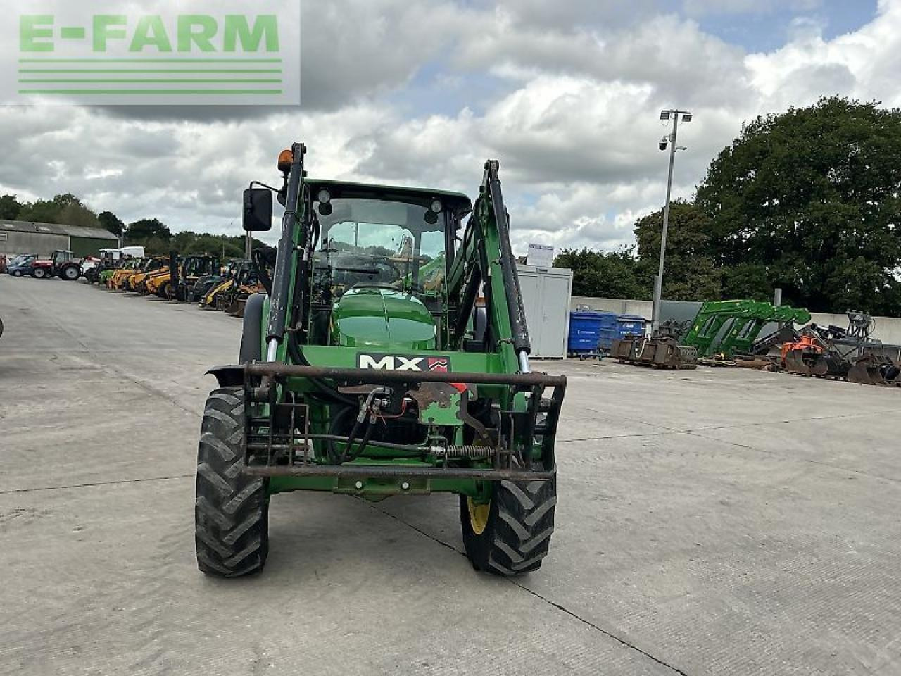 John Deere 5085m tractor (st23297) - Tractor: foto 4 John Deere 5085m tractor (st23297) - Tractor: foto 4