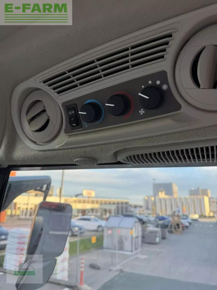 Tractor John Deere 5095 m: foto 12