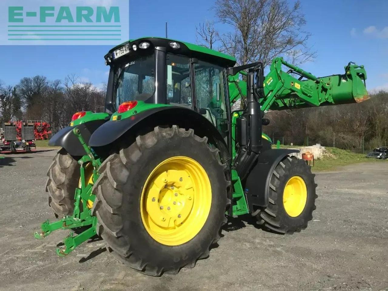 John Deere 6100 m command quad - Tractor: foto 4 John Deere 6100 m command quad - Tractor: foto 4