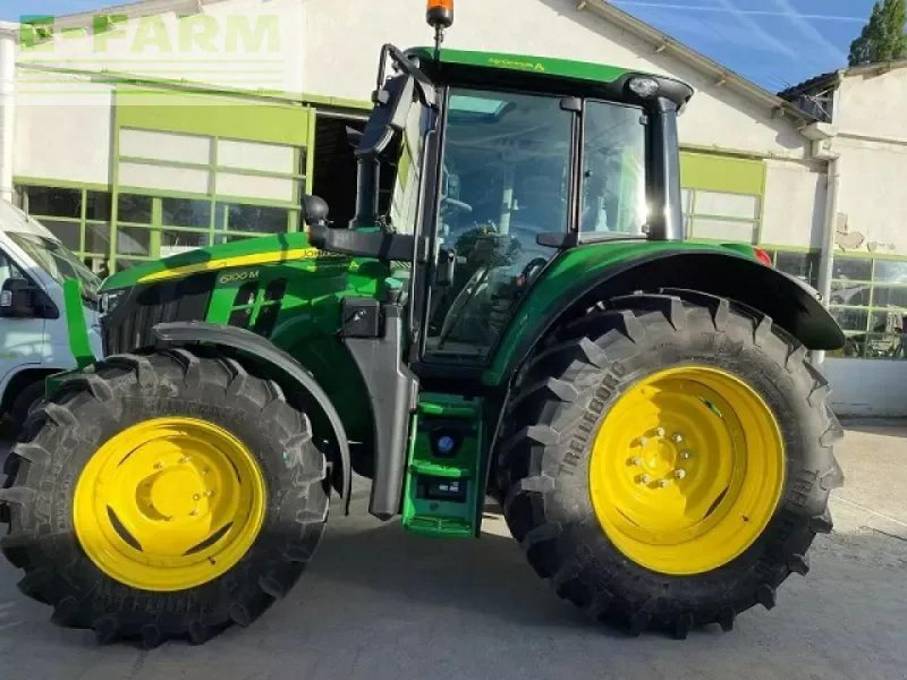 John Deere 6100m - Tractor: foto 4 John Deere 6100m - Tractor: foto 4