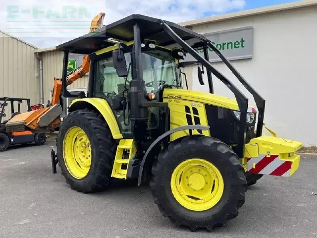 John Deere 6100m - Tractor: foto 1 John Deere 6100m - Tractor: foto 1