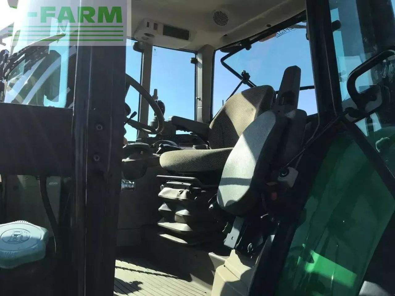 Tractor John Deere 6110 m autopower: foto 7 Tractor John Deere 6110 m autopower: foto 7