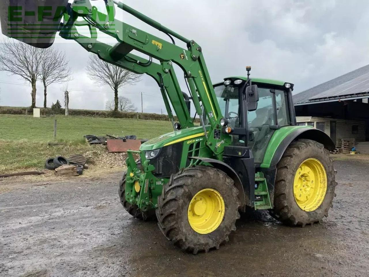John Deere 6110m - Tractor: foto 1 John Deere 6110m - Tractor: foto 1