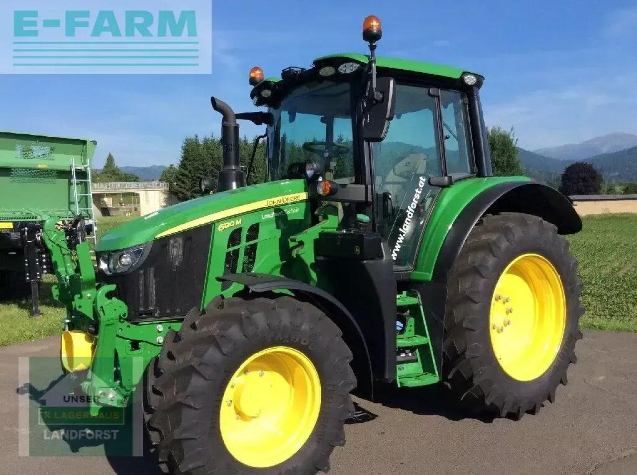 John Deere 6120 m - Tractor: foto 1 John Deere 6120 m - Tractor: foto 1