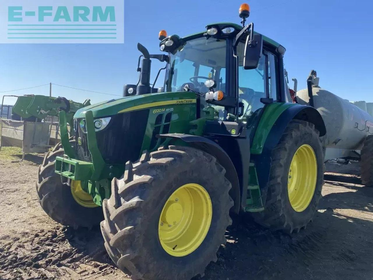 John Deere 6120 m command quad - Tractor: foto 2 John Deere 6120 m command quad - Tractor: foto 2
