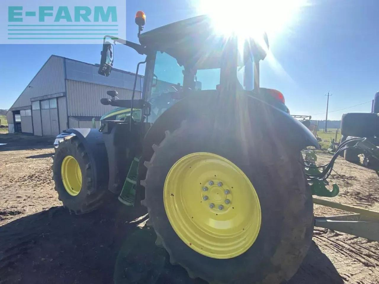 John Deere 6120 m command quad - Tractor: foto 4 John Deere 6120 m command quad - Tractor: foto 4