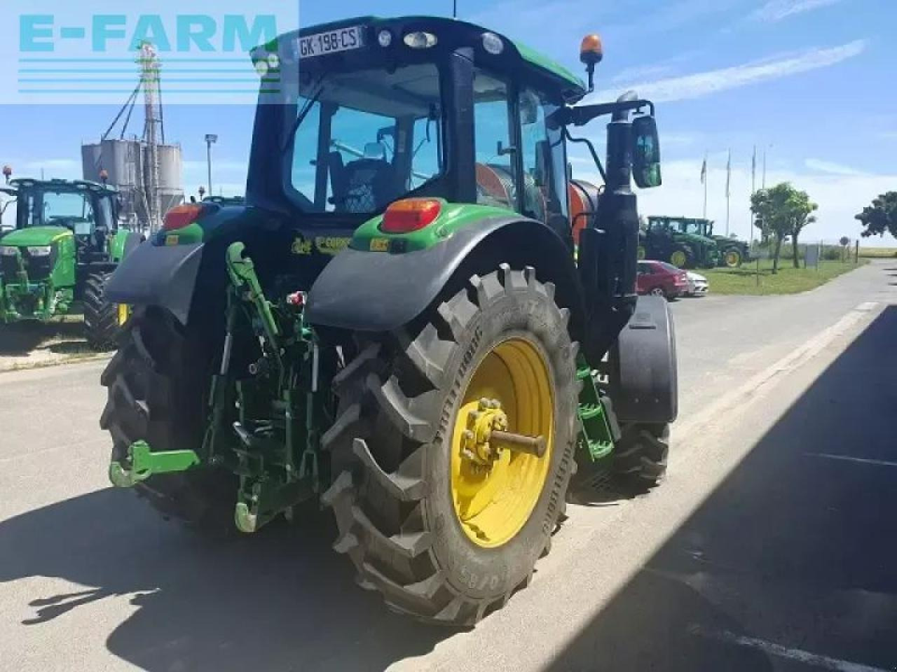 John Deere 6120m - Tractor: foto 3 John Deere 6120m - Tractor: foto 3