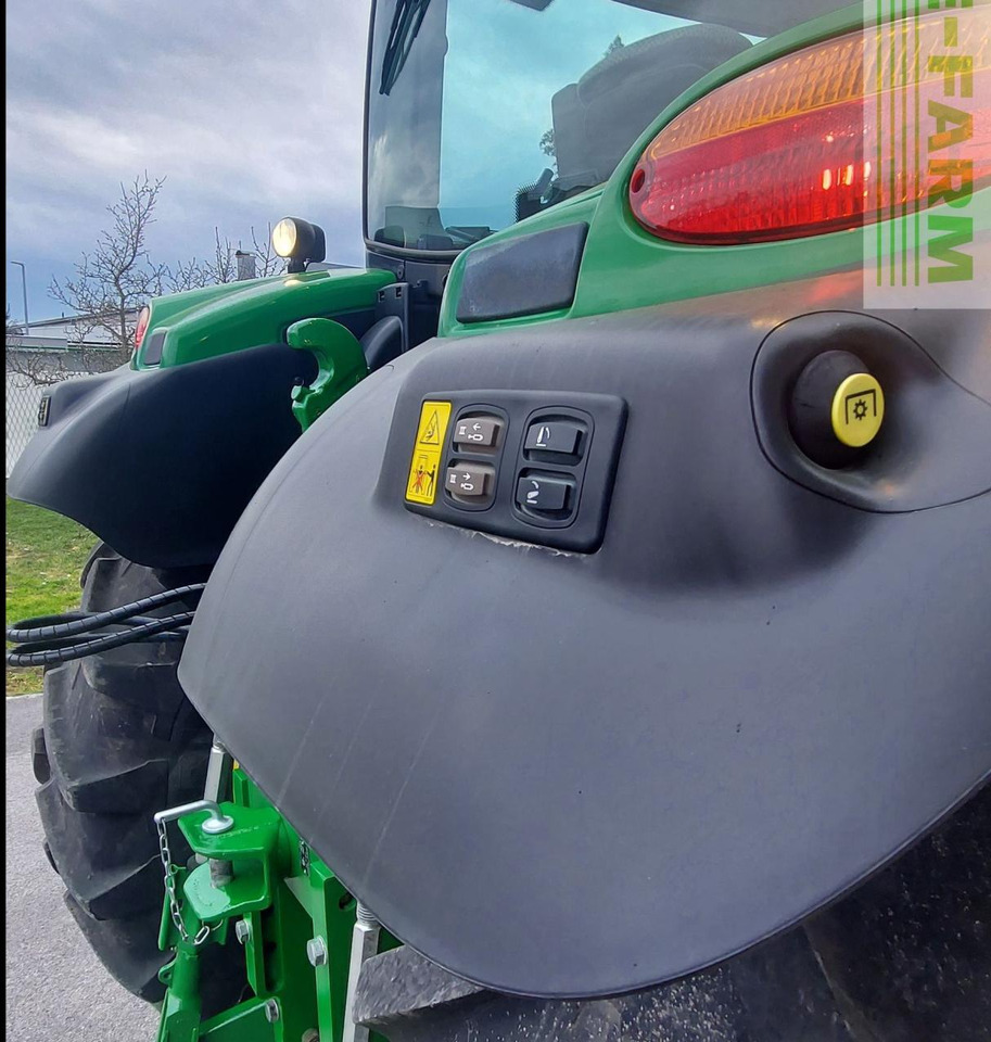 Tractor John Deere 6130R: foto 11 Tractor John Deere 6130R: foto 11
