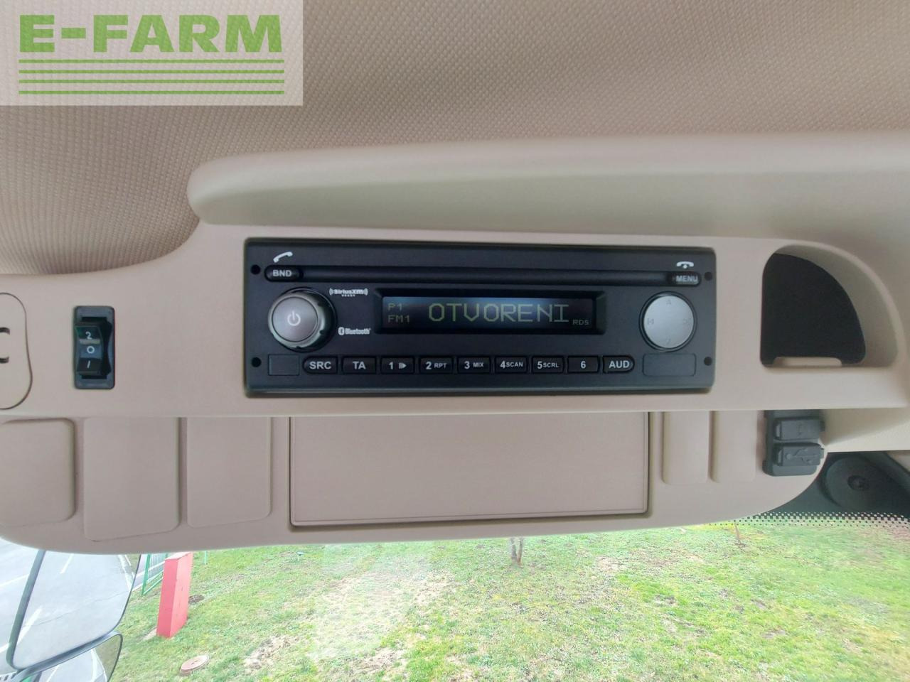 Tractor John Deere 6130R: foto 14 Tractor John Deere 6130R: foto 14