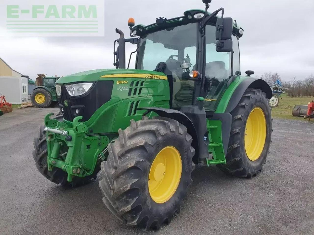 John Deere 6130r - Tractor: foto 2 John Deere 6130r - Tractor: foto 2