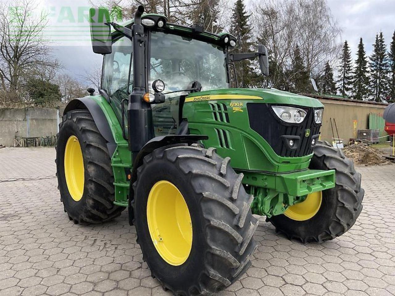 John Deere 6130r - Tractor: foto 2 John Deere 6130r - Tractor: foto 2