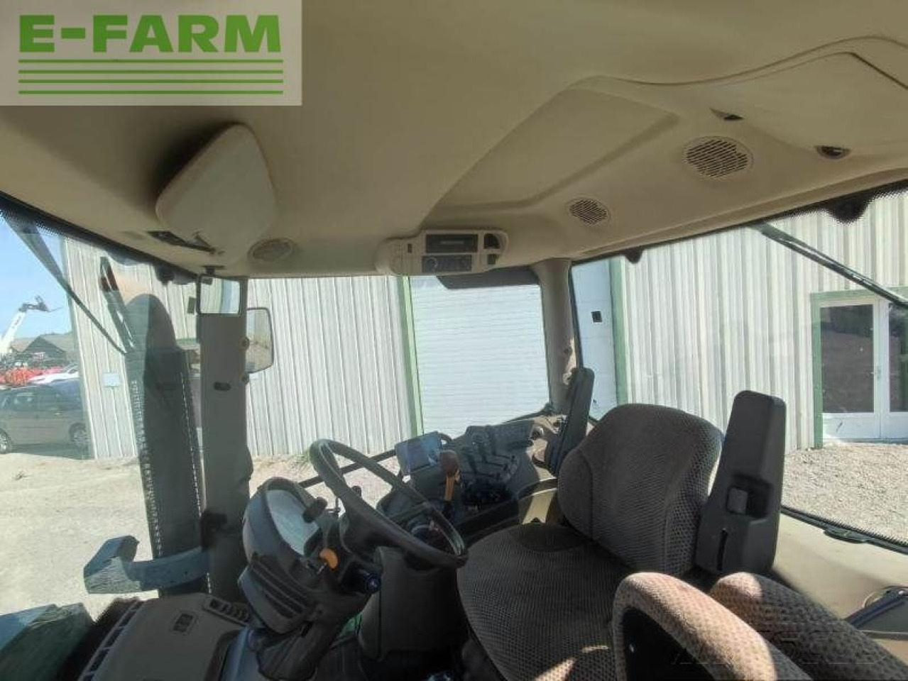 John Deere 6140r - Tractor: foto 5 John Deere 6140r - Tractor: foto 5