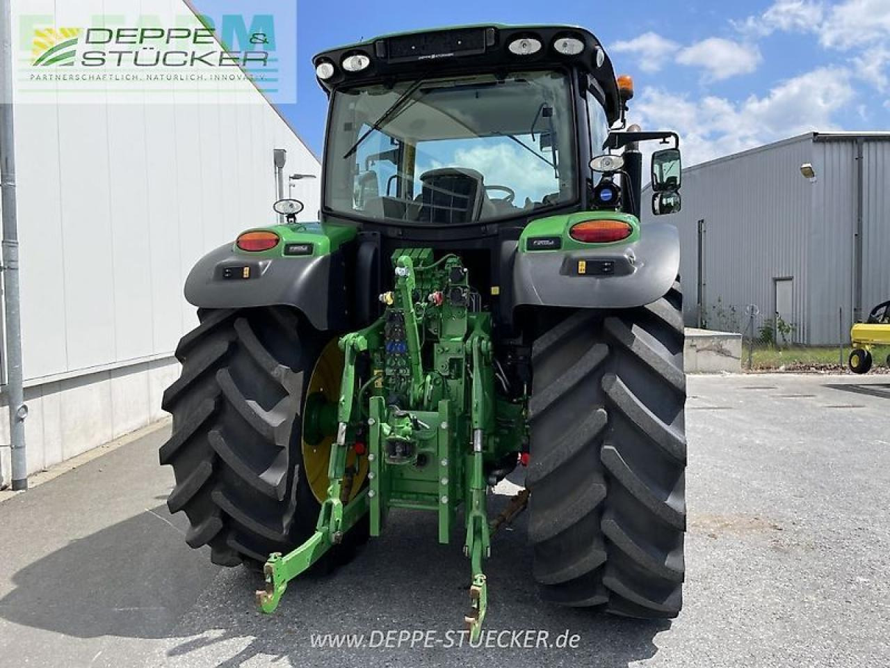 John Deere 6145r commandpro - Tractor: foto 2 John Deere 6145r commandpro - Tractor: foto 2