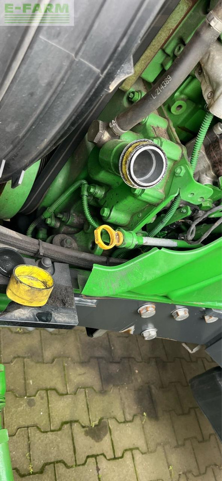 John Deere 6155 R - Tractor: foto 2 John Deere 6155 R - Tractor: foto 2