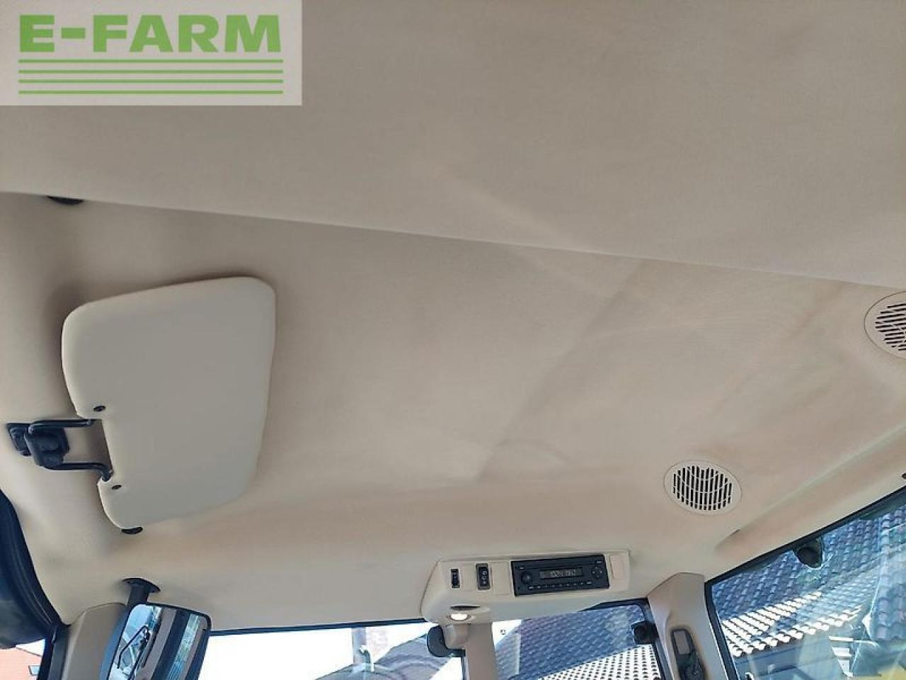 Tractor John Deere 6155m: foto 12 Tractor John Deere 6155m: foto 12