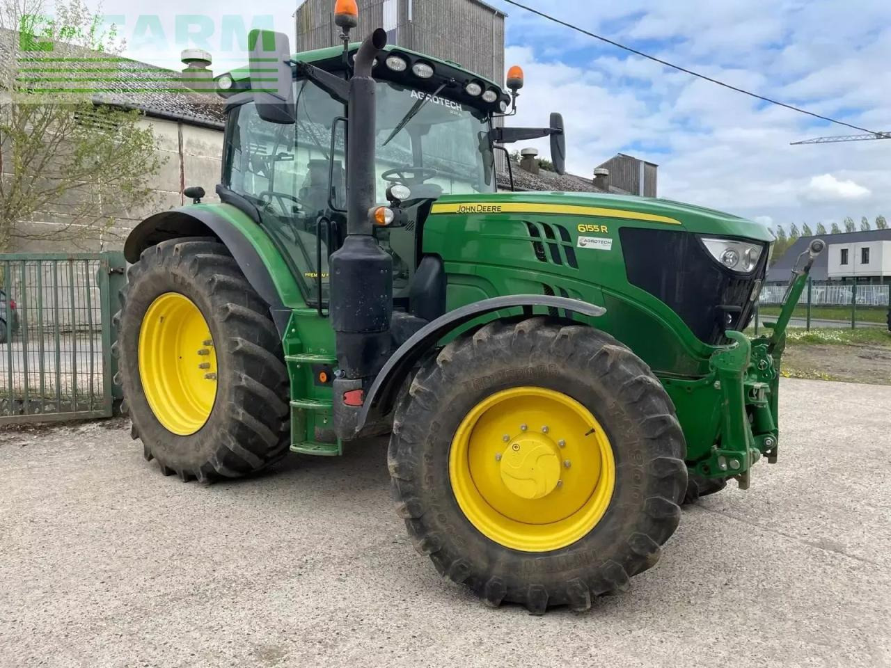 John Deere 6155r - Tractor: foto 3 John Deere 6155r - Tractor: foto 3