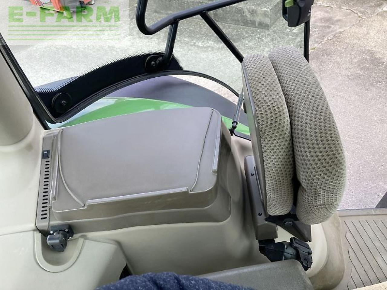 Tractor John Deere 6210 r directdrive: foto 18 Tractor John Deere 6210 r directdrive: foto 18