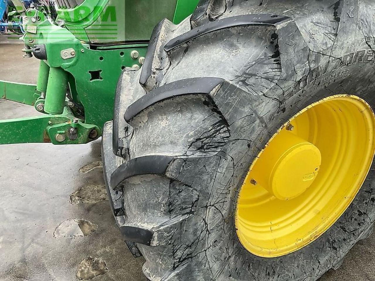 Tractor John Deere 6210r: foto 18 Tractor John Deere 6210r: foto 18