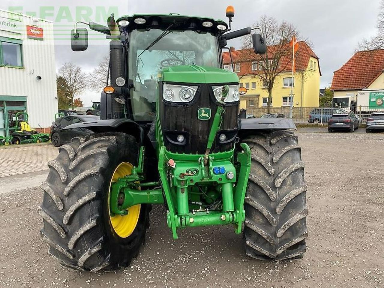 John Deere 6210r - Tractor: foto 5 John Deere 6210r - Tractor: foto 5