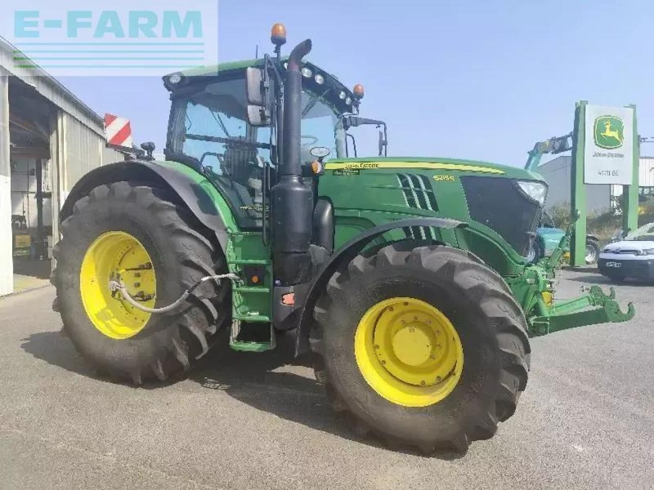 John Deere 6215r - Tractor: foto 1 John Deere 6215r - Tractor: foto 1