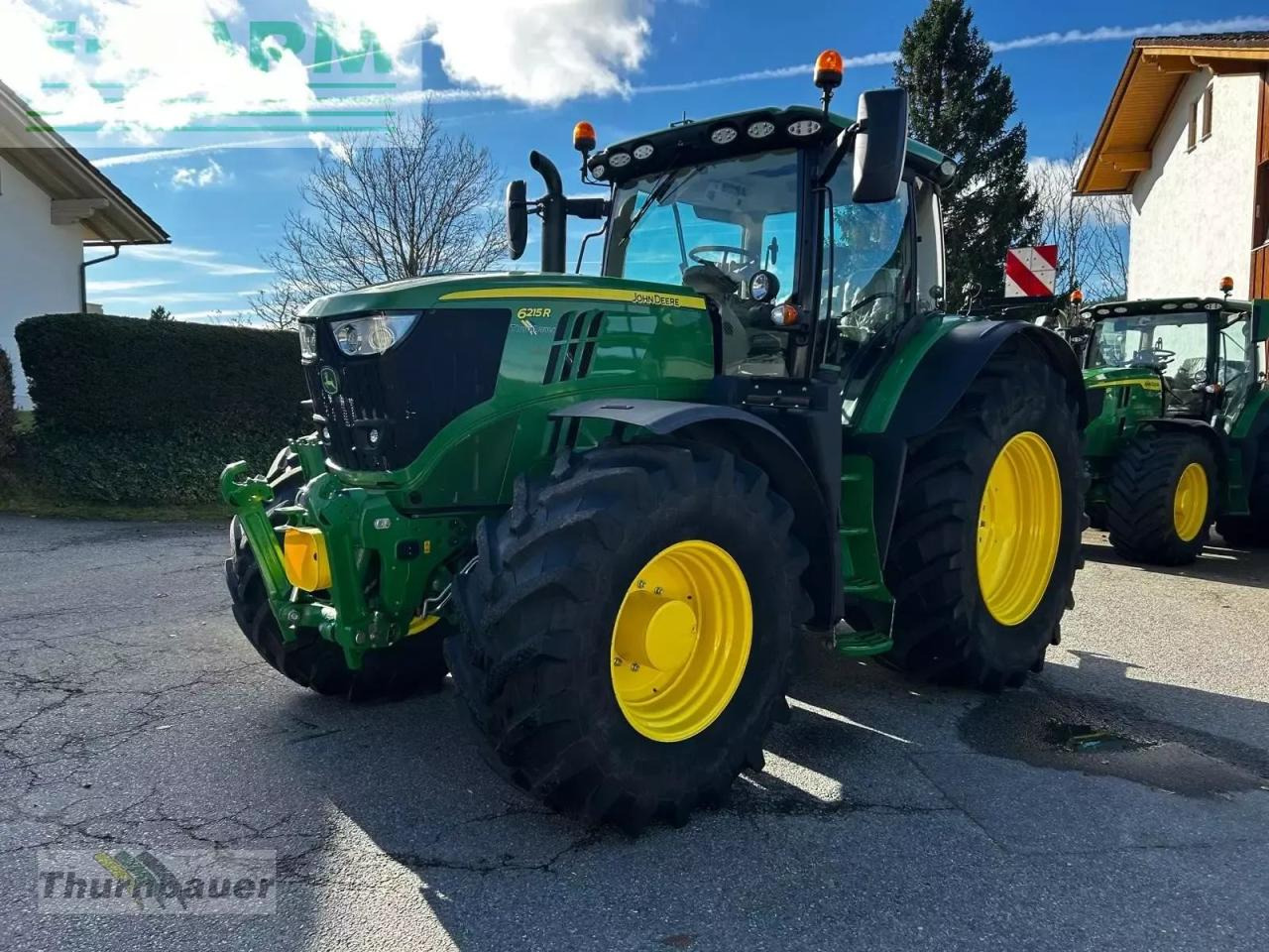 John Deere 6215r - Tractor: foto 2 John Deere 6215r - Tractor: foto 2