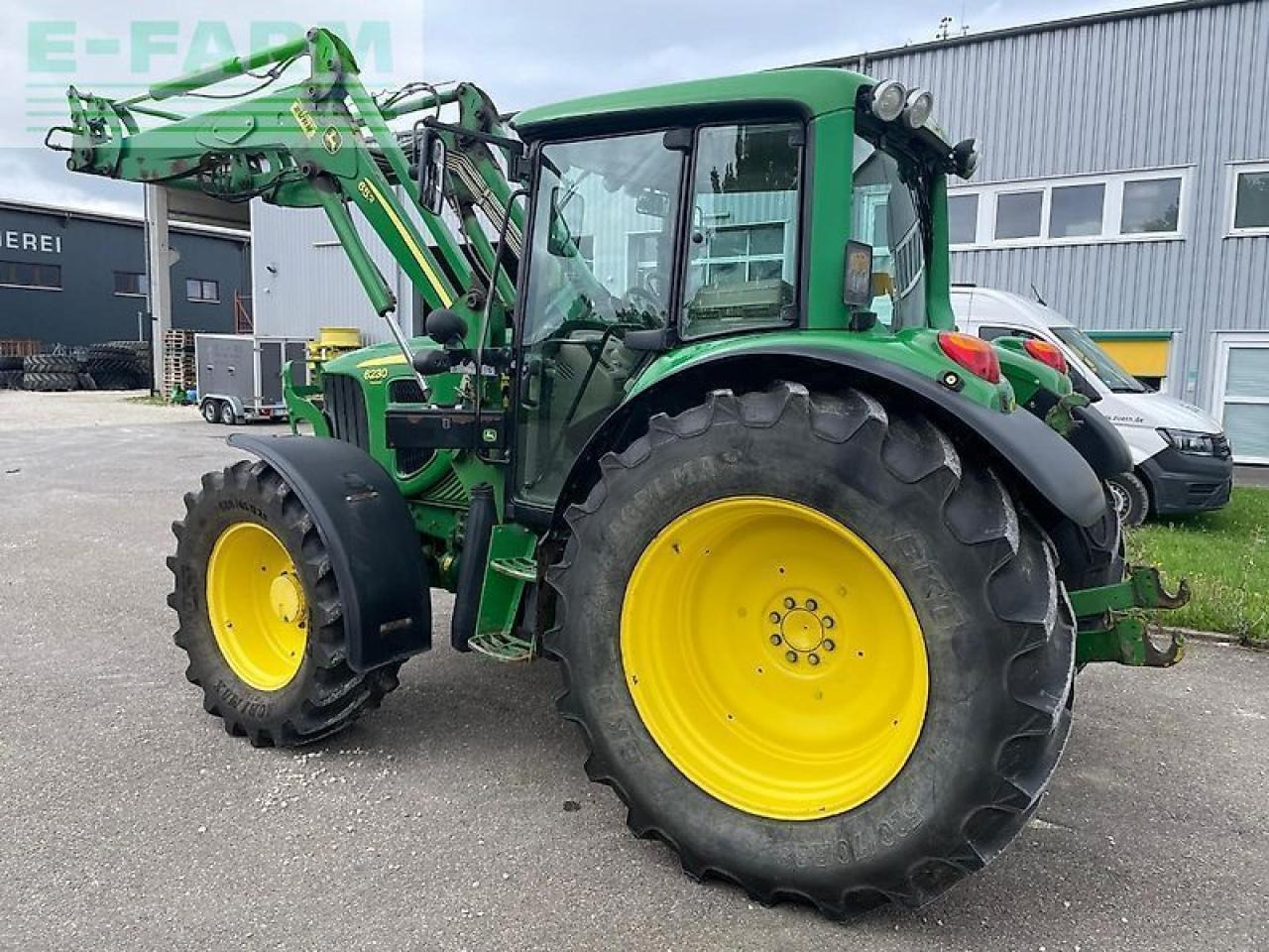 John Deere 6230 premium - Tractor: foto 4 John Deere 6230 premium - Tractor: foto 4