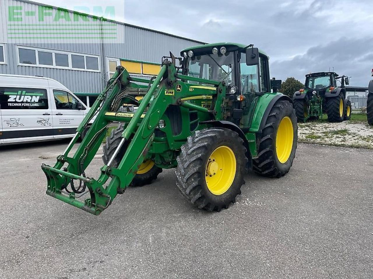 John Deere 6230 premium - Tractor: foto 2 John Deere 6230 premium - Tractor: foto 2
