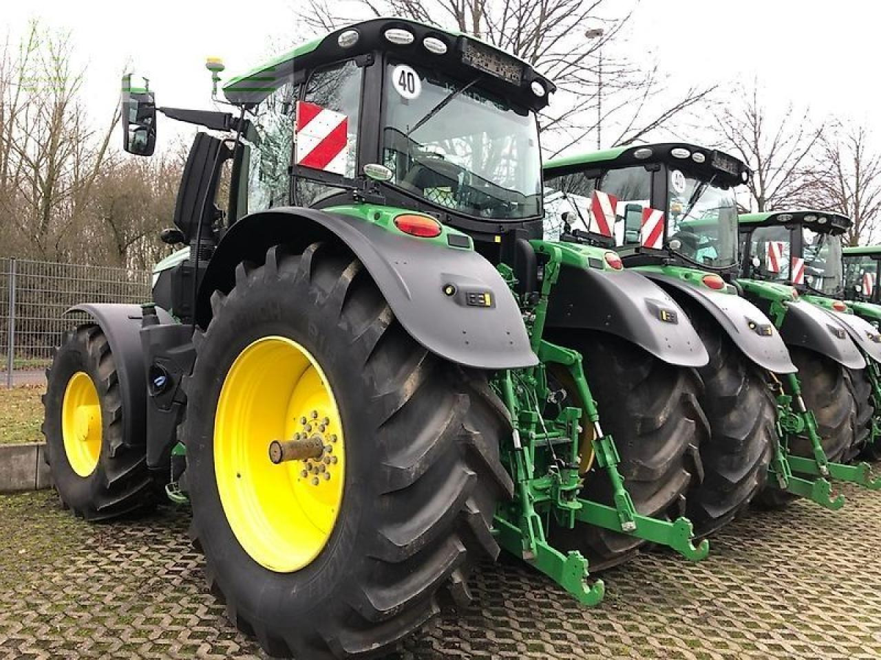 John Deere 6250r mit fkh/ fzw/ ap-40km/h - Tractor: foto 5 John Deere 6250r mit fkh/ fzw/ ap-40km/h - Tractor: foto 5