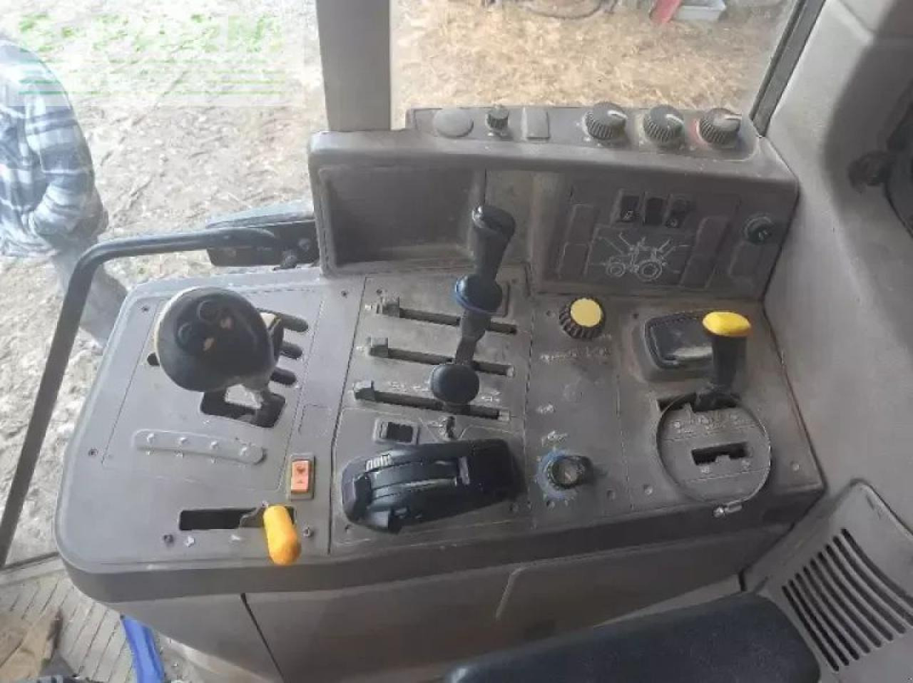 John Deere 6630 - Tractor: foto 4 John Deere 6630 - Tractor: foto 4