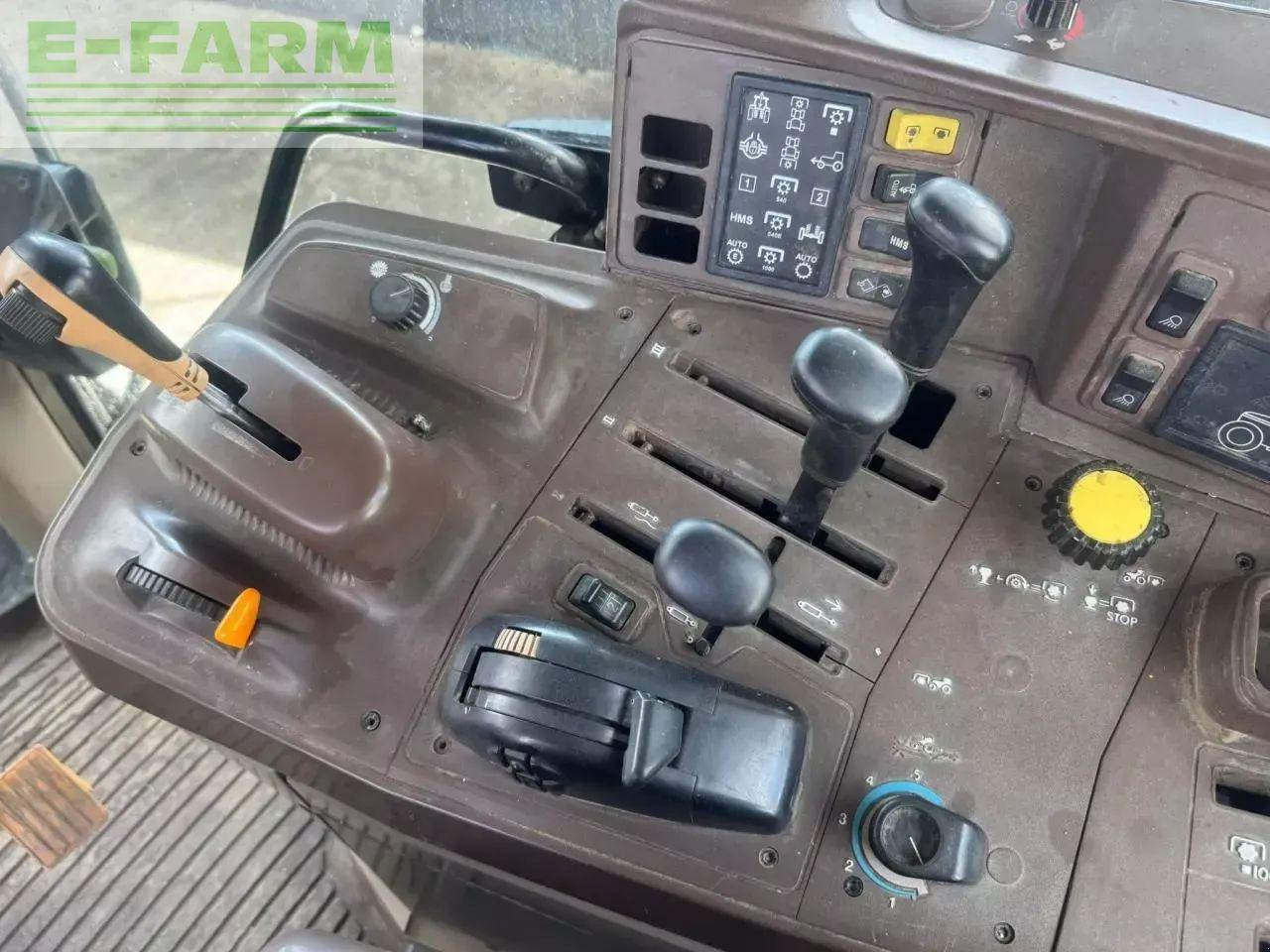 John Deere 6820 - Tractor: foto 3 John Deere 6820 - Tractor: foto 3