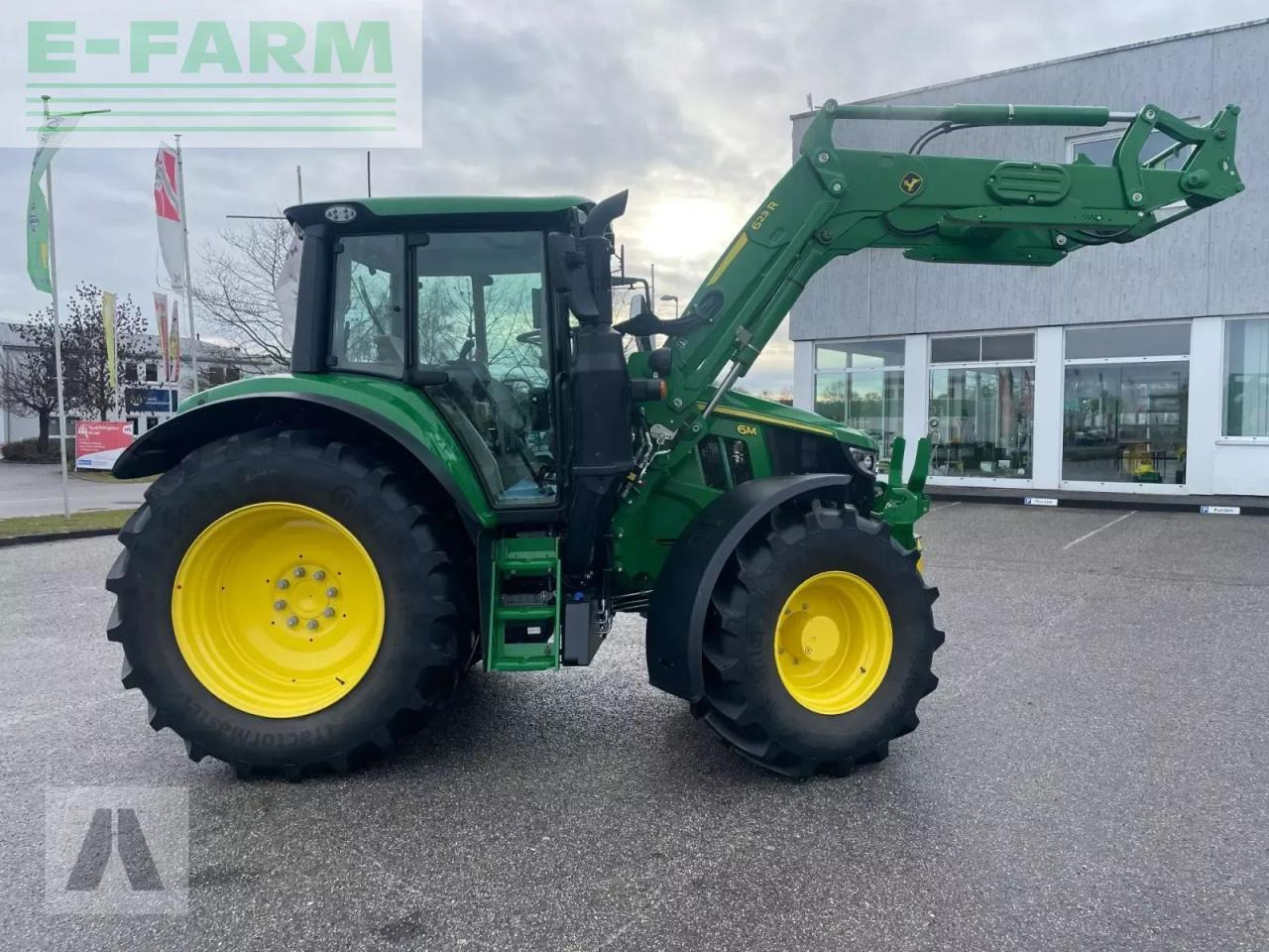 Tractor John Deere 6m125: foto 6 Tractor John Deere 6m125: foto 6