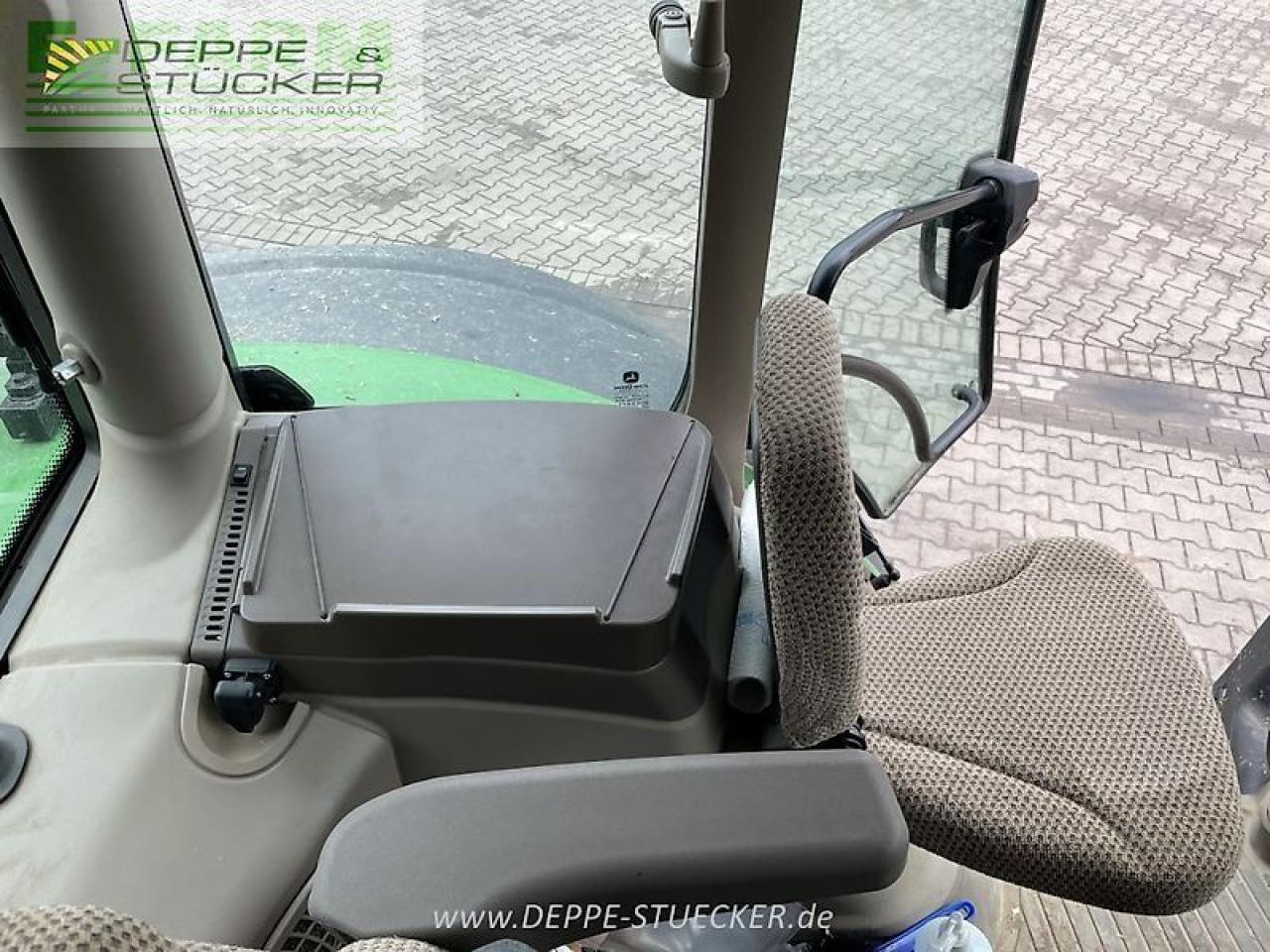 John Deere 6r 175 - Tractor: foto 3 John Deere 6r 175 - Tractor: foto 3