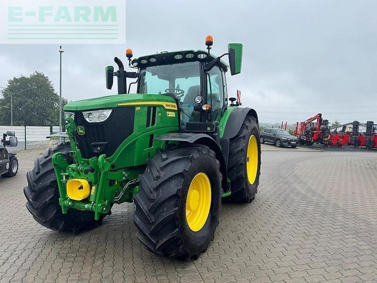 John Deere 6r 215 - command pro - Tractor: foto 4 John Deere 6r 215 - command pro - Tractor: foto 4