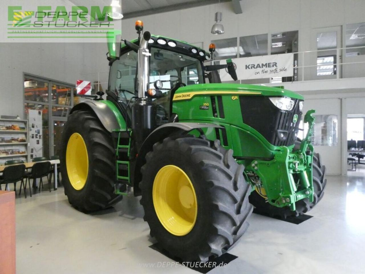 John Deere 6r 250 - Tractor: foto 4 John Deere 6r 250 - Tractor: foto 4