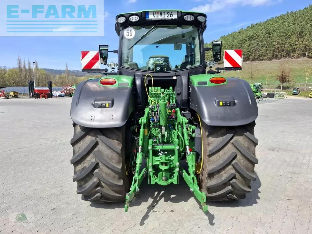 John Deere 6r 250 - command pro - Tractor: foto 4 John Deere 6r 250 - command pro - Tractor: foto 4
