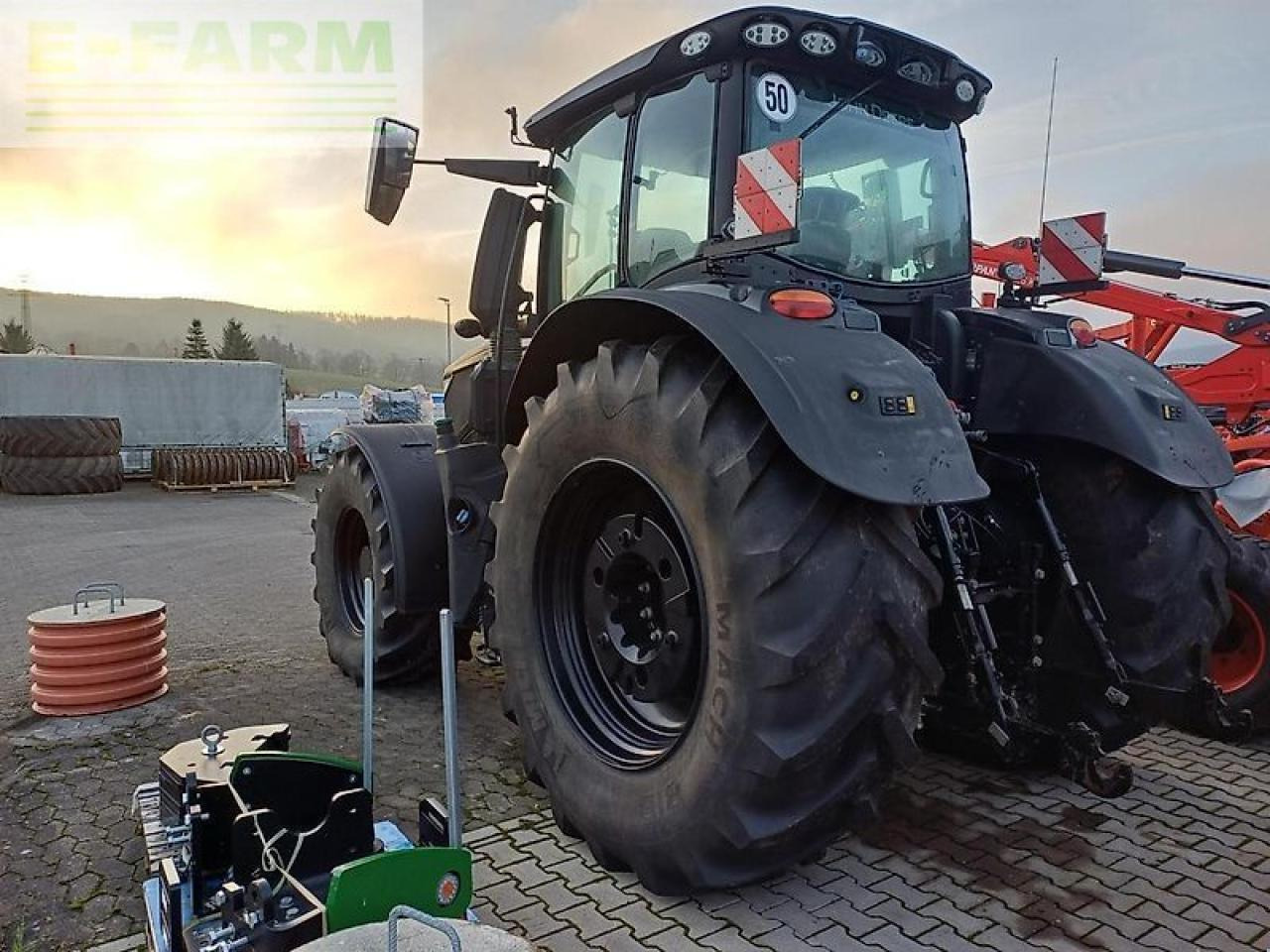 John Deere 6r 250 - command pro, autotrac - Tractor: foto 3 John Deere 6r 250 - command pro, autotrac - Tractor: foto 3