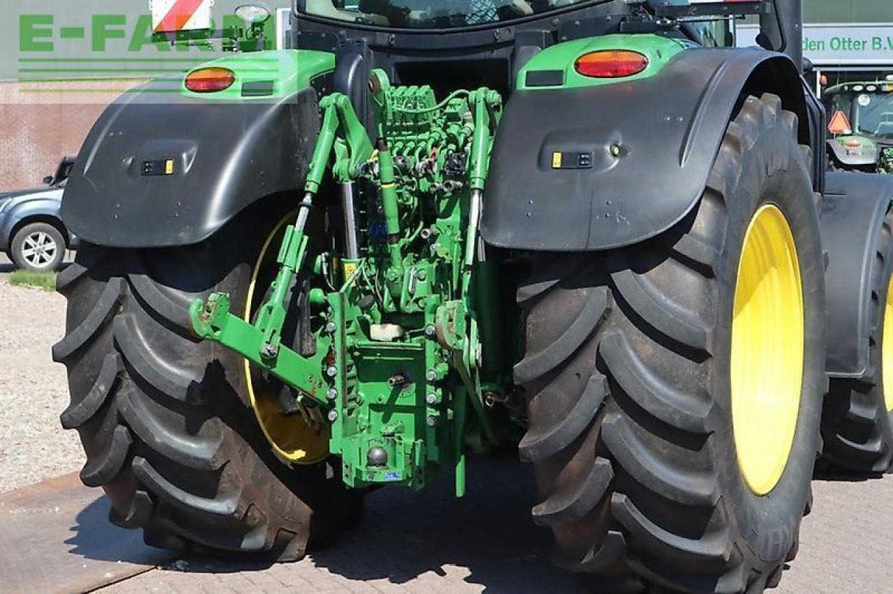 John Deere 6r 250 traktor - Tractor: foto 4 John Deere 6r 250 traktor - Tractor: foto 4