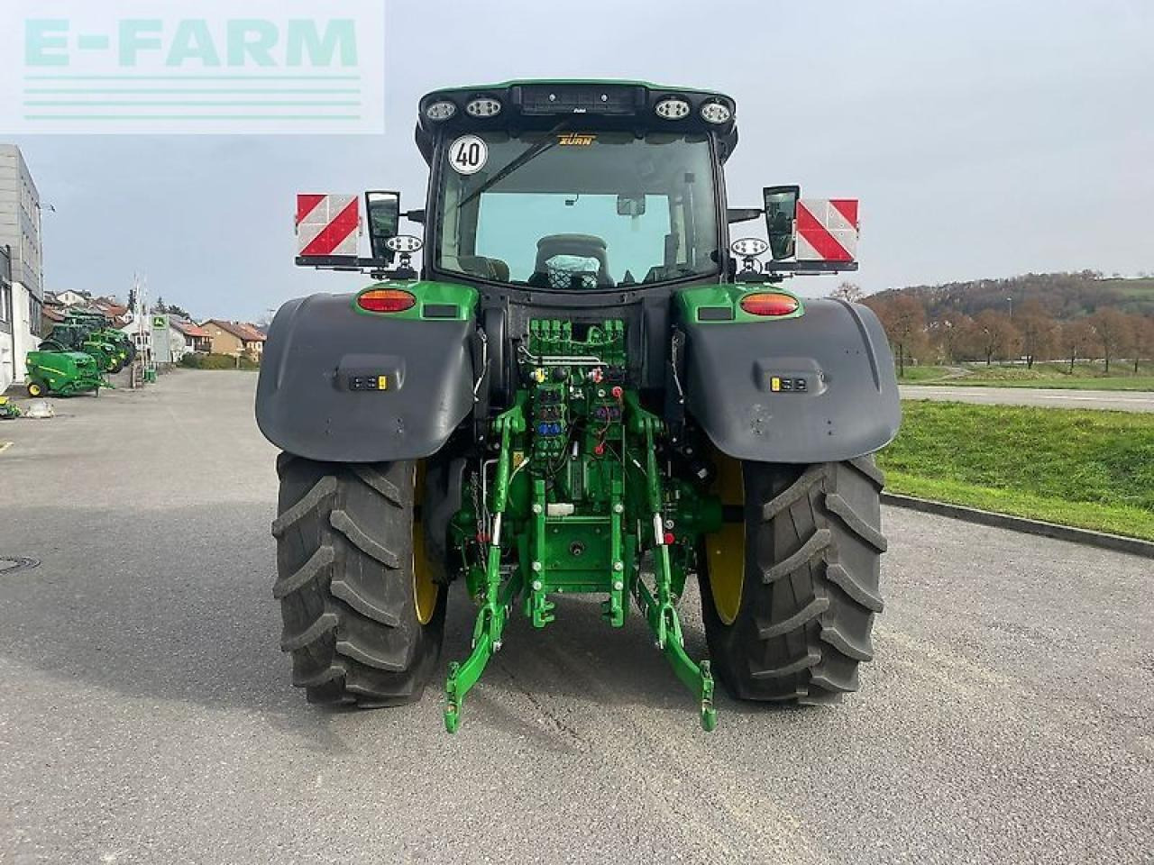 John Deere 6r155 / 6r 155 - Tractor: foto 4 John Deere 6r155 / 6r 155 - Tractor: foto 4